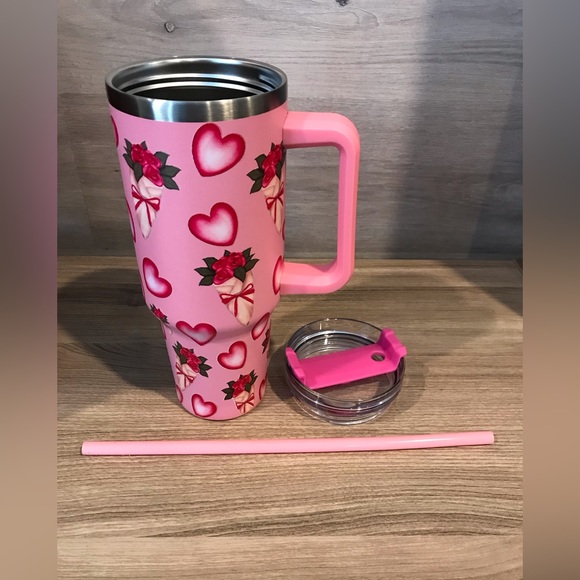 New heart🩷 40oz Stainless Steel Tumbler/Cup Pink Hearts - Picture 4 of 8